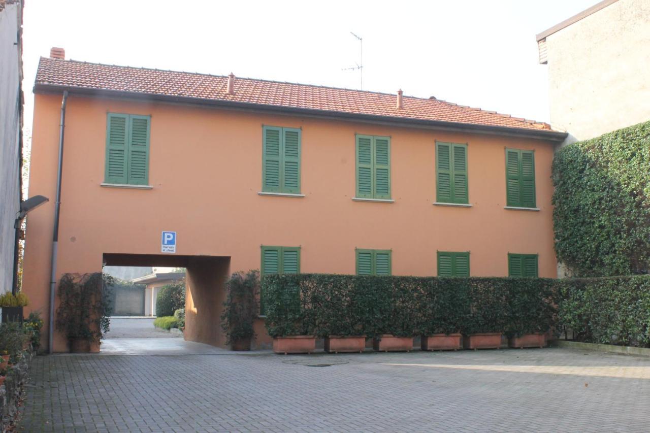 Albergo La Scaletta Cantù Exterior foto